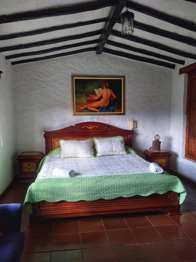 Hotel Campestre Franchesca ตาบิโอ ภายนอก รูปภาพ