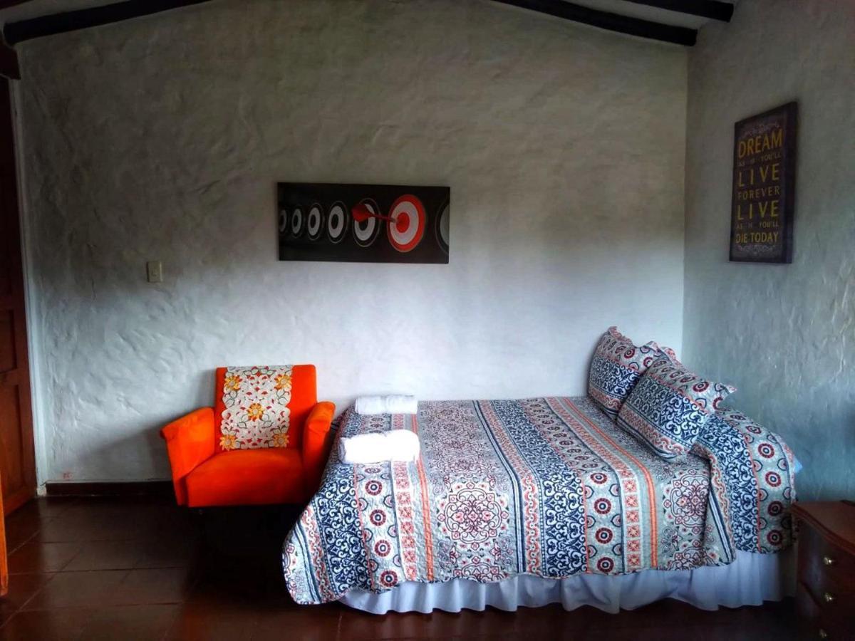 Hotel Campestre Franchesca ตาบิโอ ภายนอก รูปภาพ